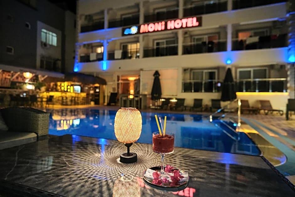Moni Hotel 43/45
