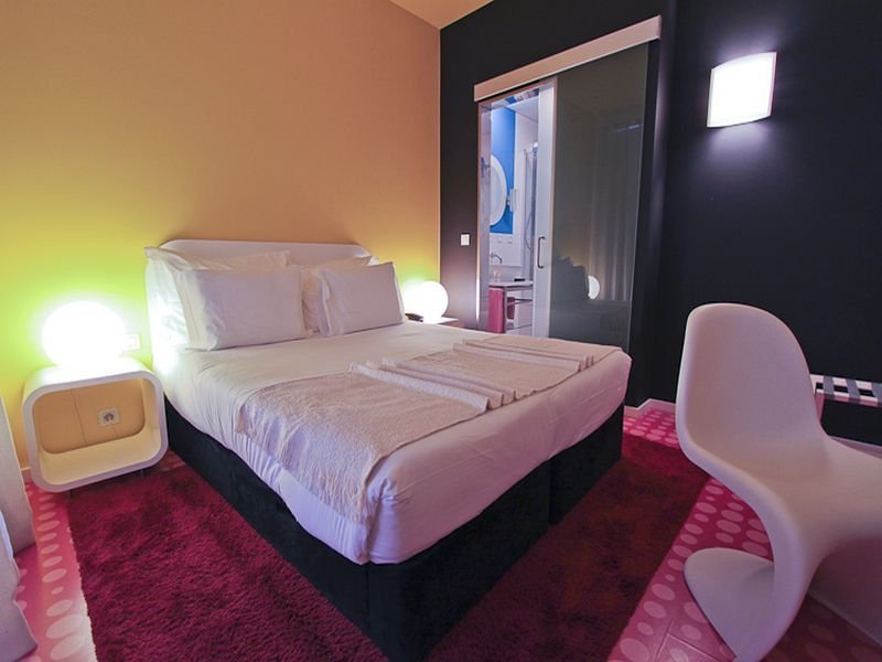 Inner, Double or Twin Bed, with View، Internacional Design Hotel 4/4