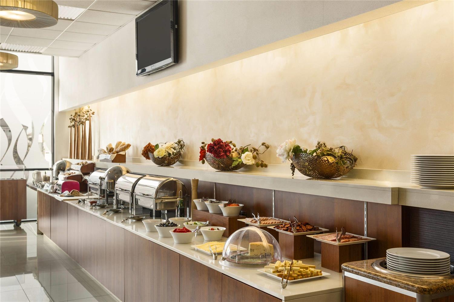 Ramada by Wyndham Oradea 7/20