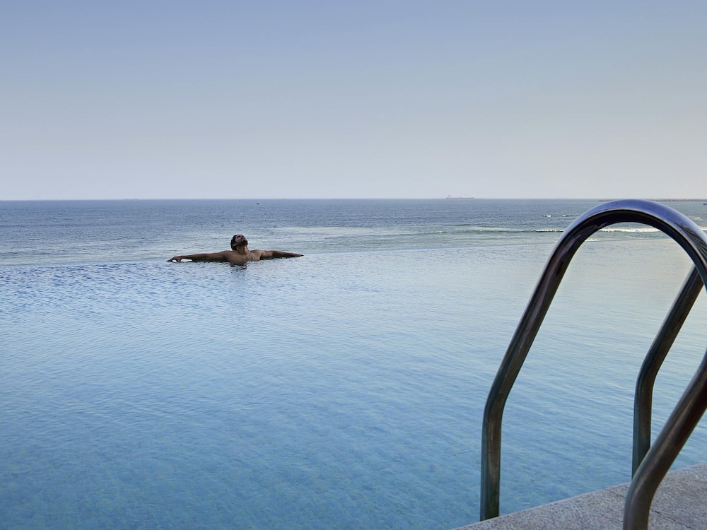 Novotel Visakhapatnam Varun Beach Hotel 70/75