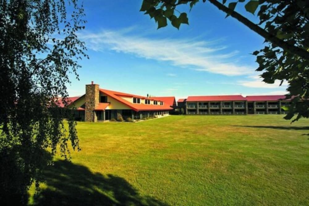 Distinction Mackenzie Country Hotel Twizel 54/57