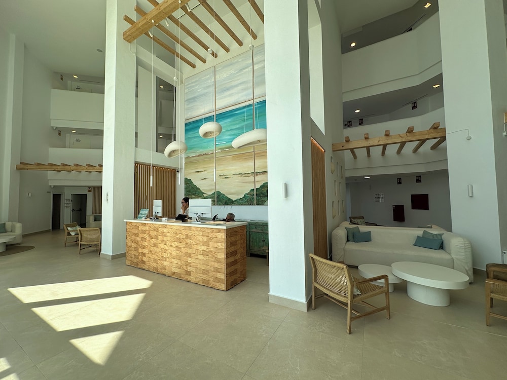 Punta Candor Suites 13/70