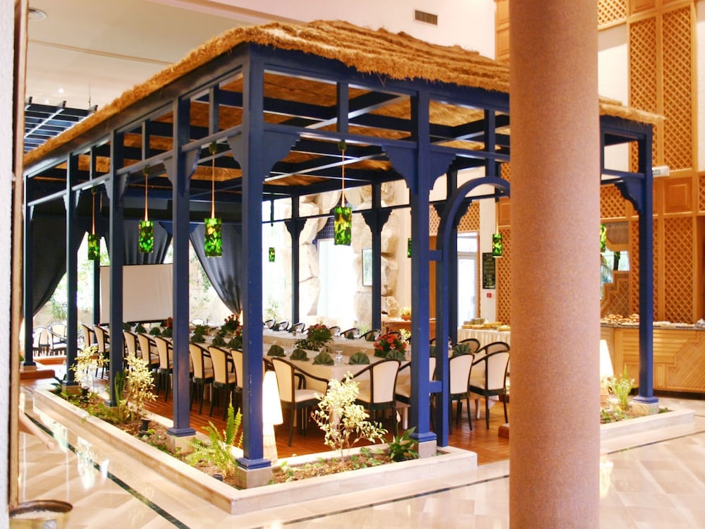Tunisia Lodge 2/32