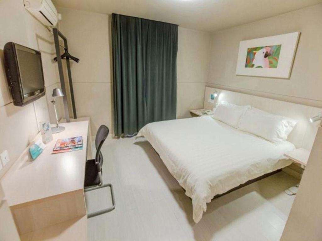 Jinjiang Inn (Shanghai Maotai Road) 7/14
