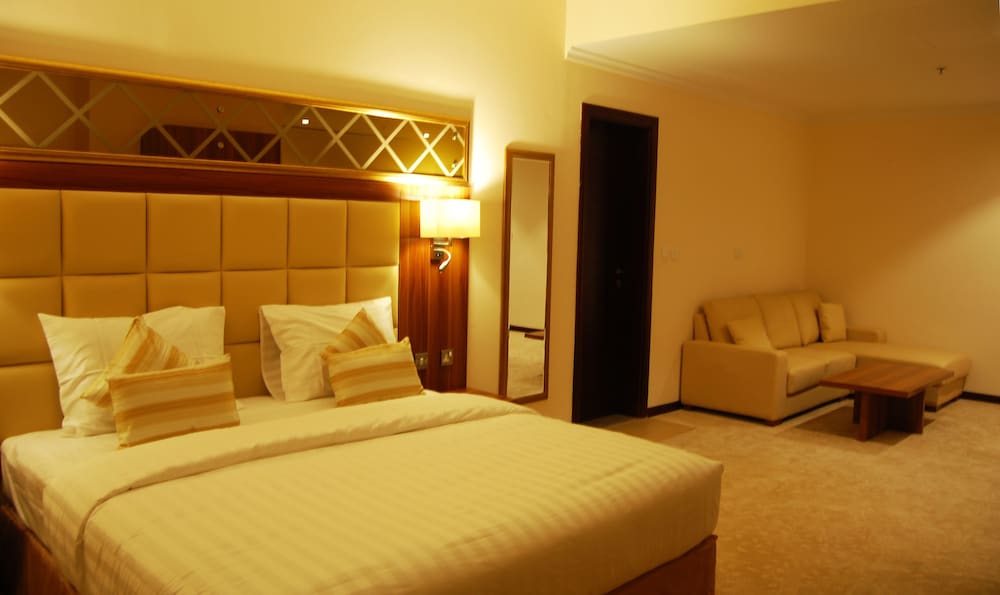 Golden Ocean Hotel 10/42