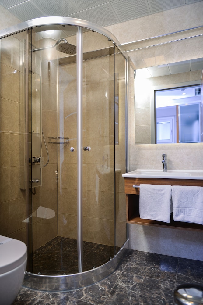 Hakcan Hotel 47/50