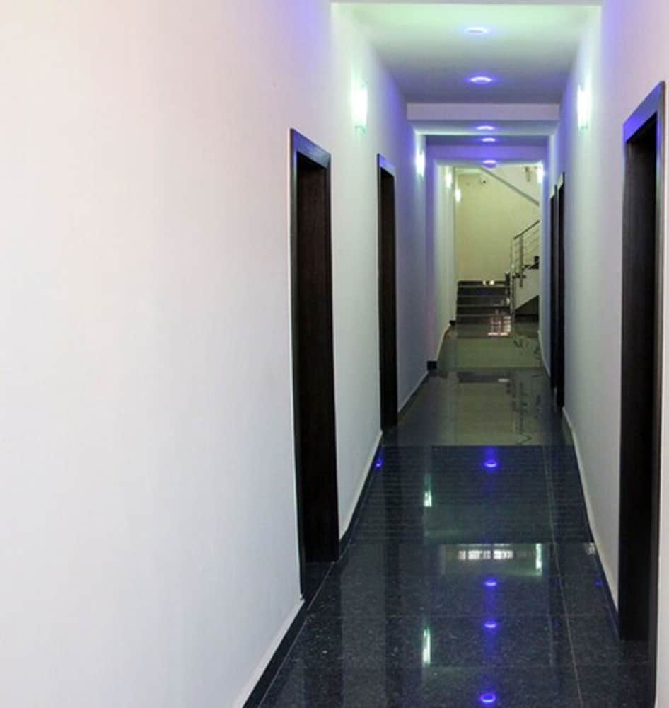 O-Jays Guest House 13/22
