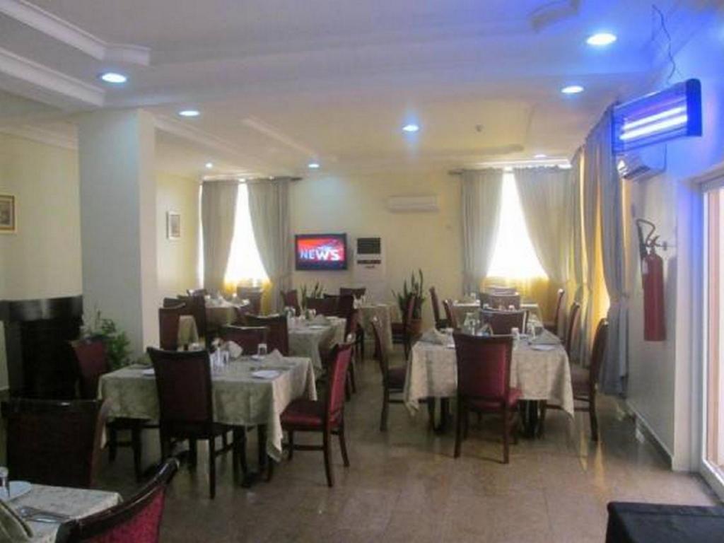 Gombe Jewel Hotel 8/14