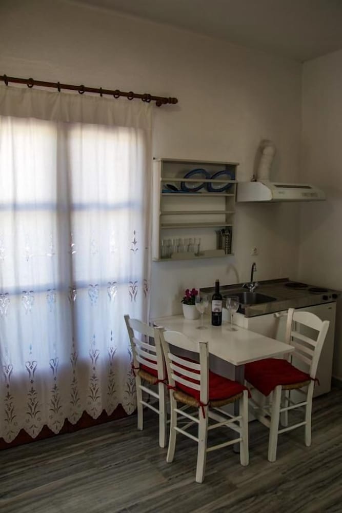 Ioanna Rooms 29/50