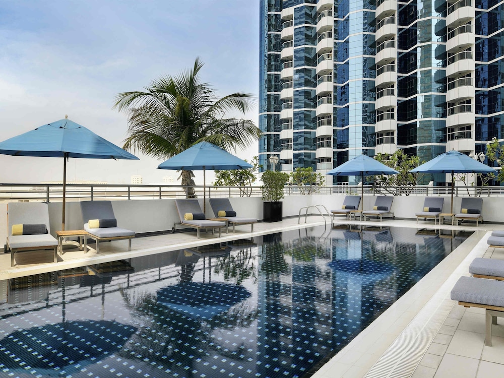 Movenpick Jumeirah Lakes Towers 35/75