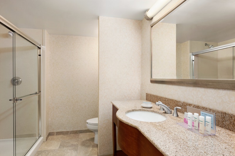 Hampton Inn Warrenton 50/52