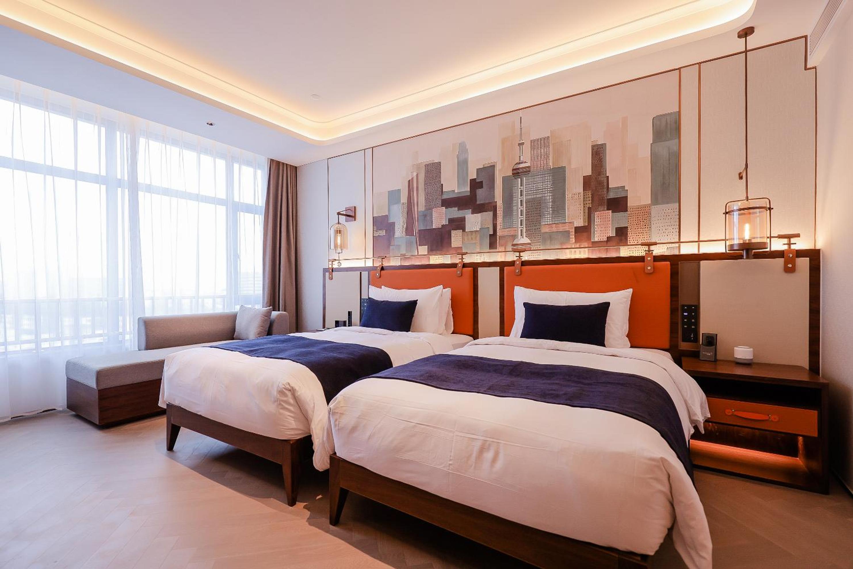 Superior, Twin Beds