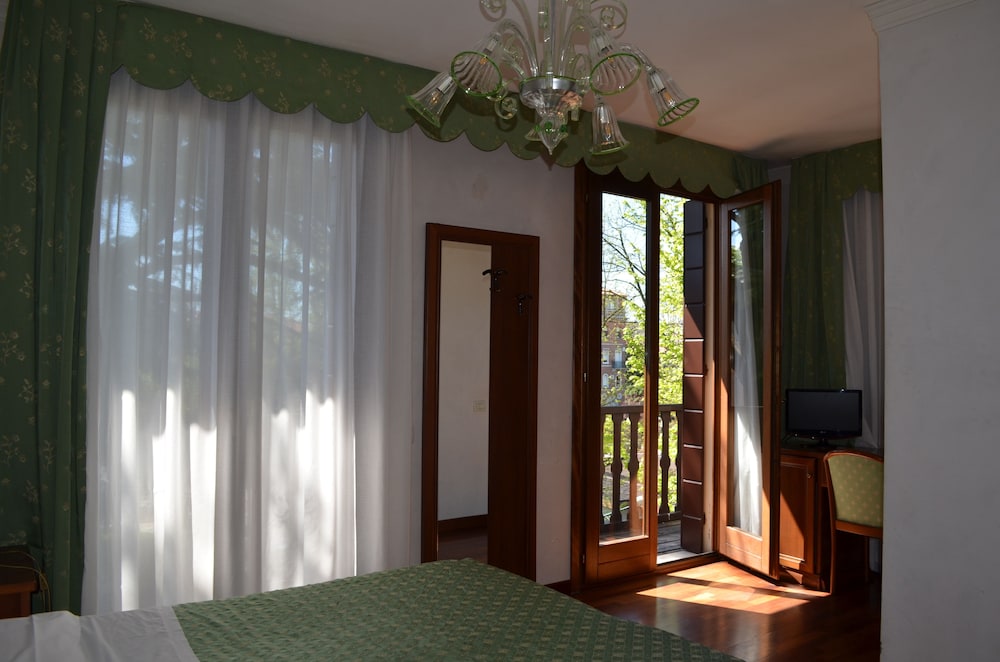 Hotel Villa Cipro 12/62
