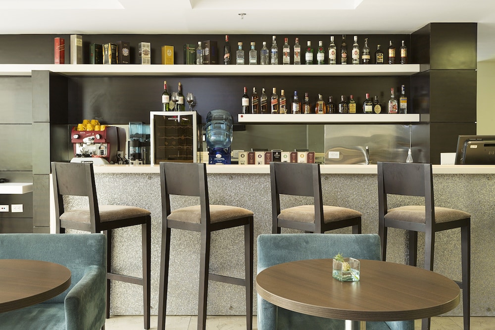Hotel Bh Bicentenario 35/51