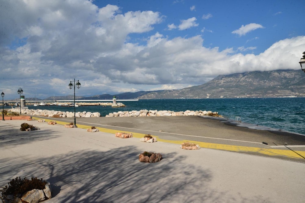 Korinthos Hotel 28/35