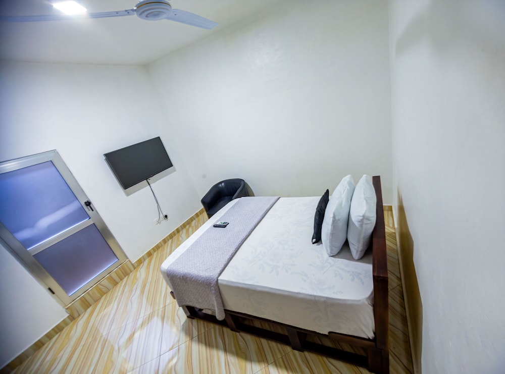 STANDARD, DOUBLE BED