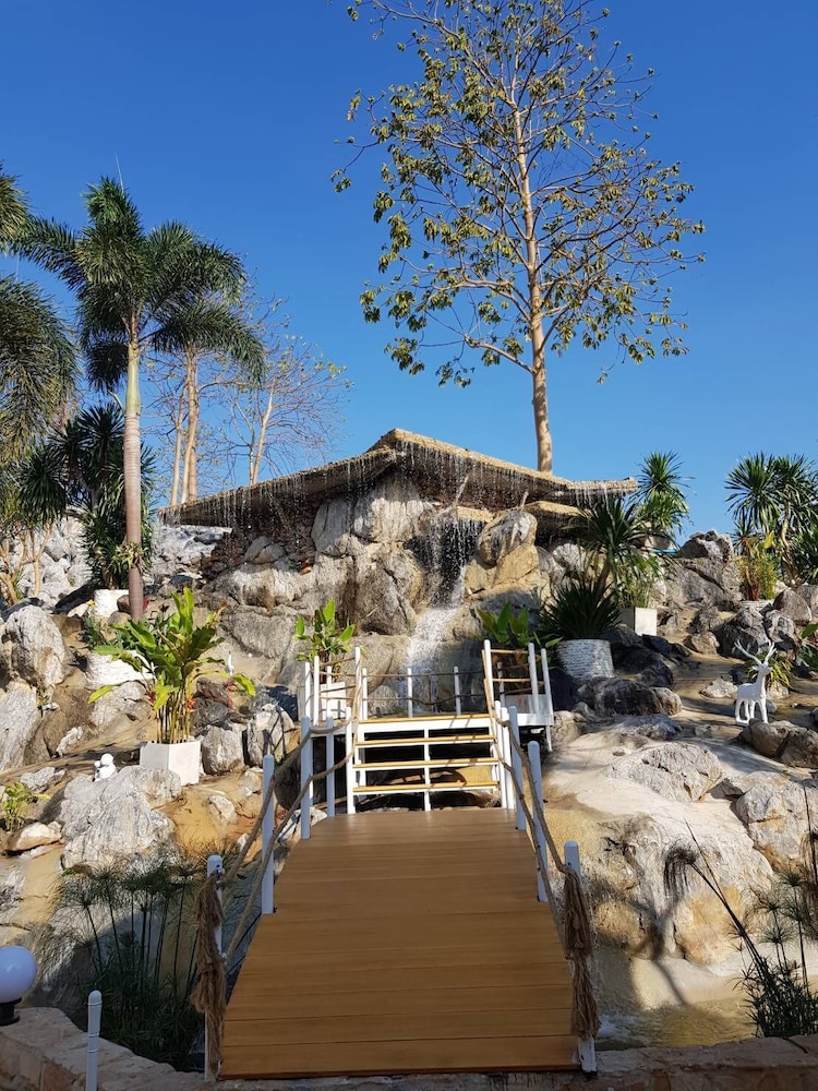 Mont Blanc Base Camp Khao Yai 37/58