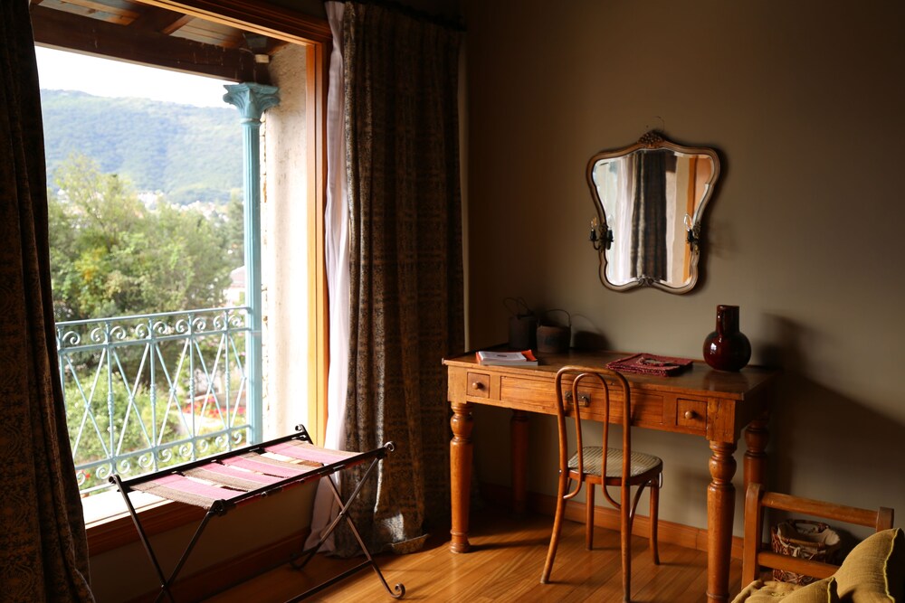 KKALA BOUTIQUE HOTEL 61/70