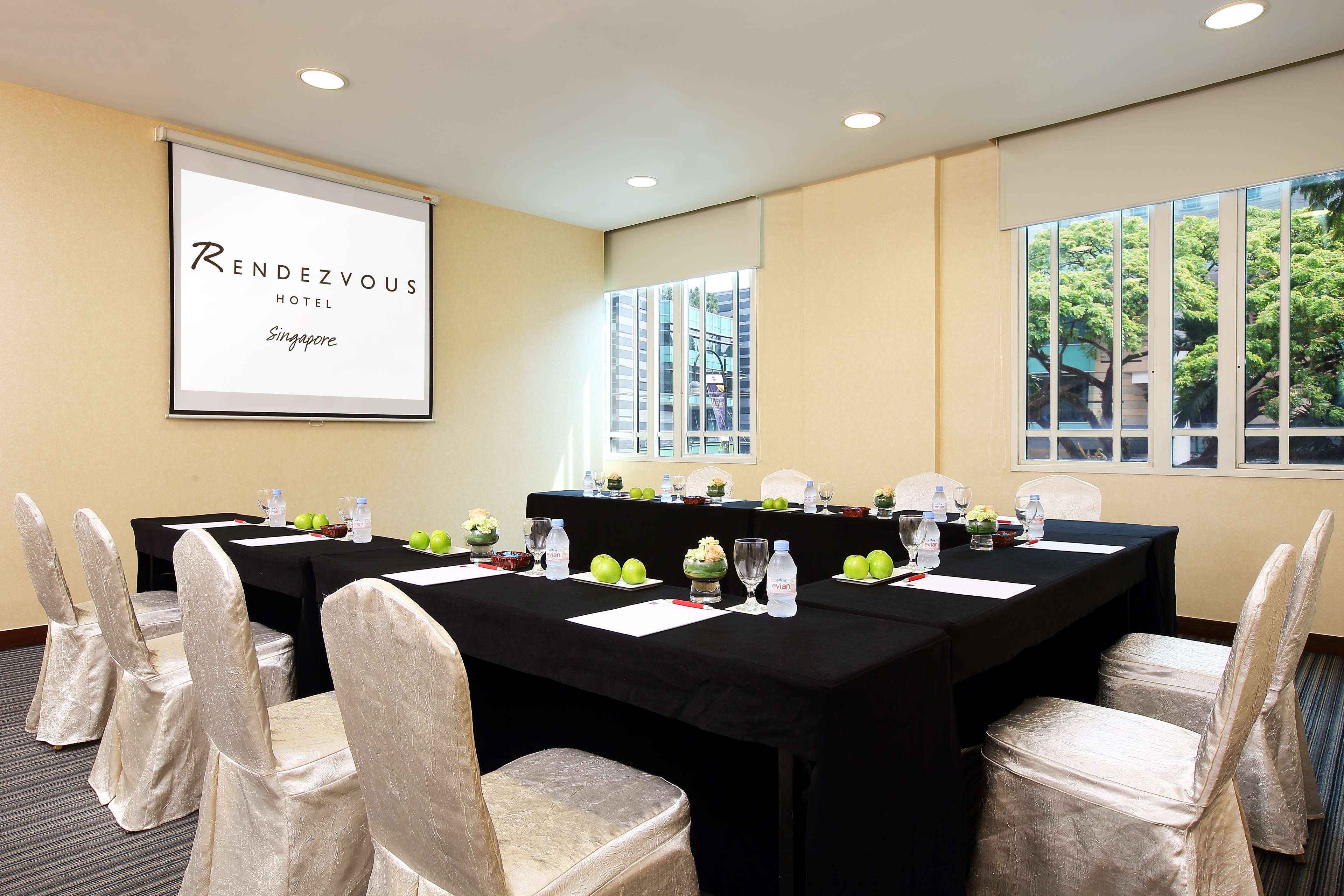 Rendezvous Hotel Singapore by Far East Hospitality 23/25