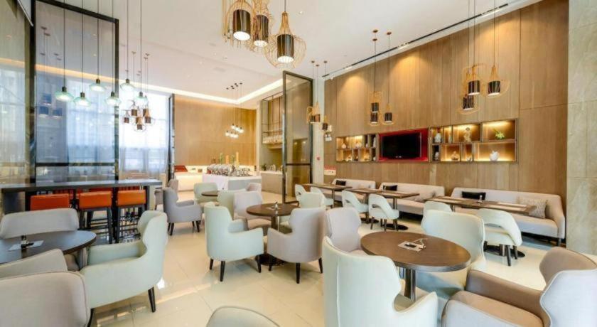 City Comfort Inn Nanning Nanhu Bridge Metro Station 54/64