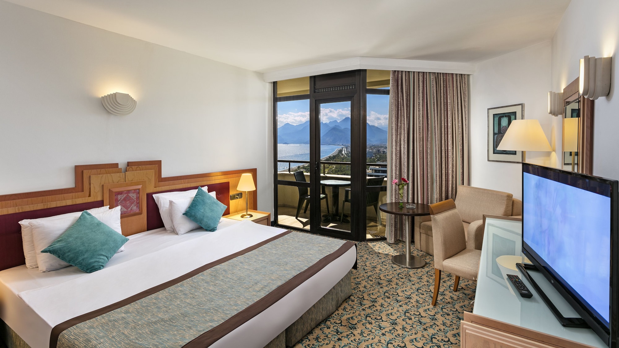 STANDARD, DOUBLE OR TWIN BED, SEA VIEW