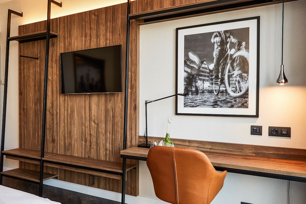 Radisson Blu Hotel, Frankfurt 26/67