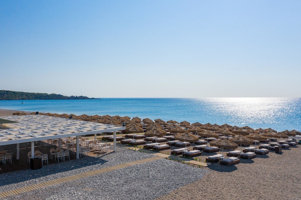 La Marquise Luxury Resort Complex 67/71