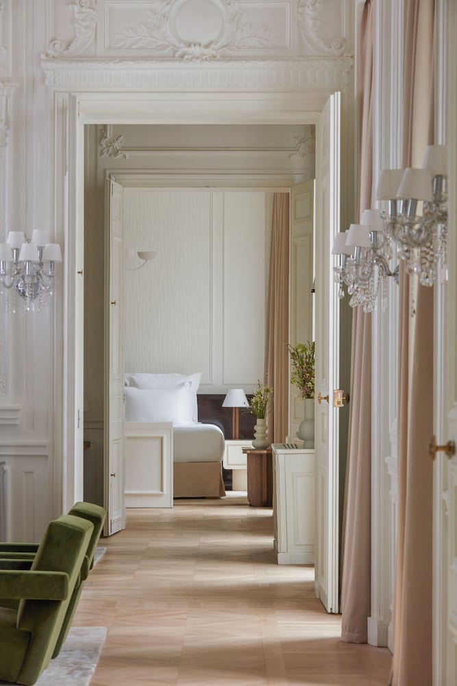 Maison Delano 7/50