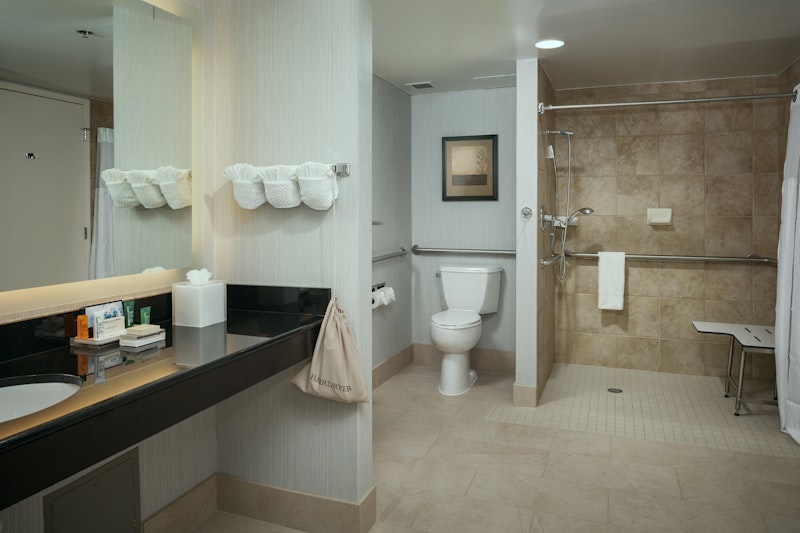 Hilton Brentwood/Nashville Suites 81/81