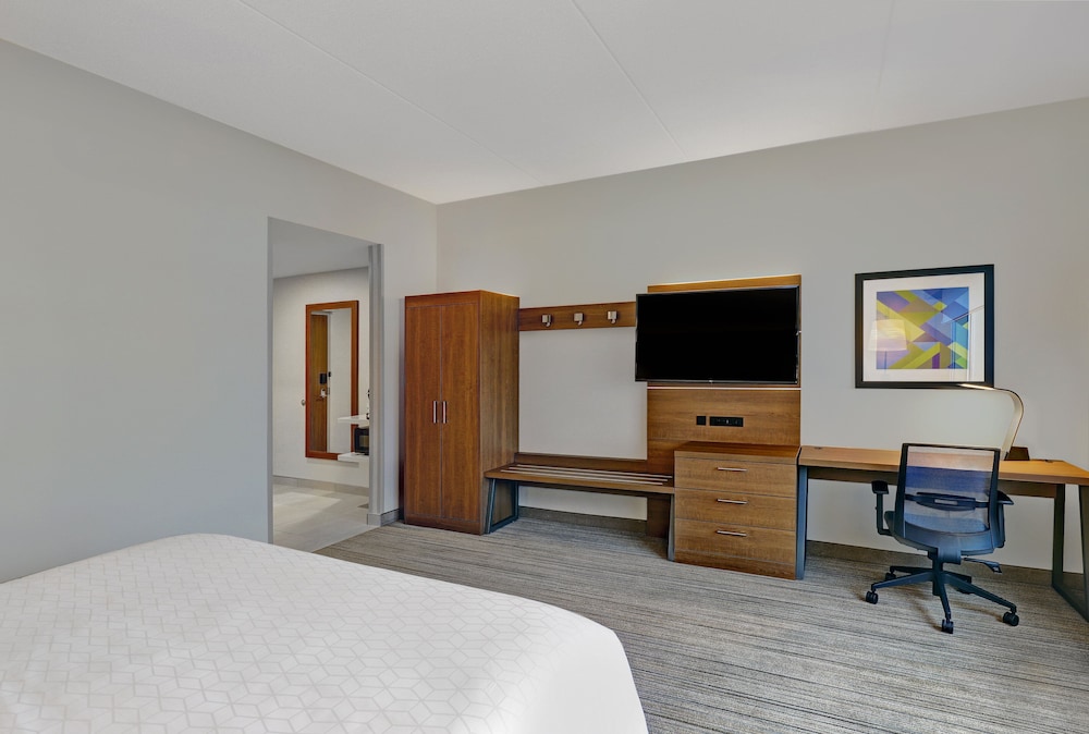 Holiday Inn Express And Suites Collingwood 16/73