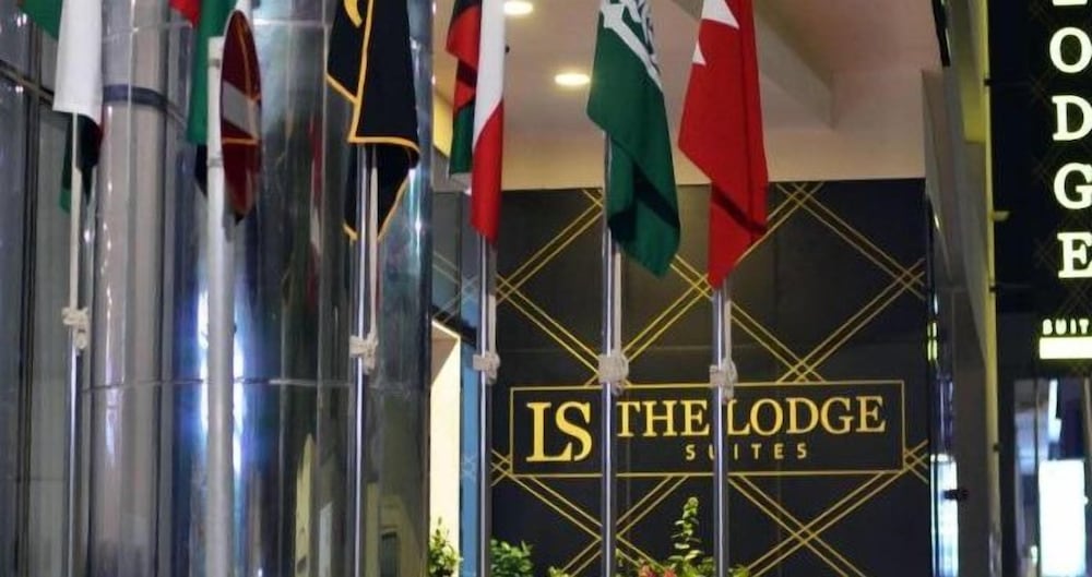 The Lodge Suites 11/37