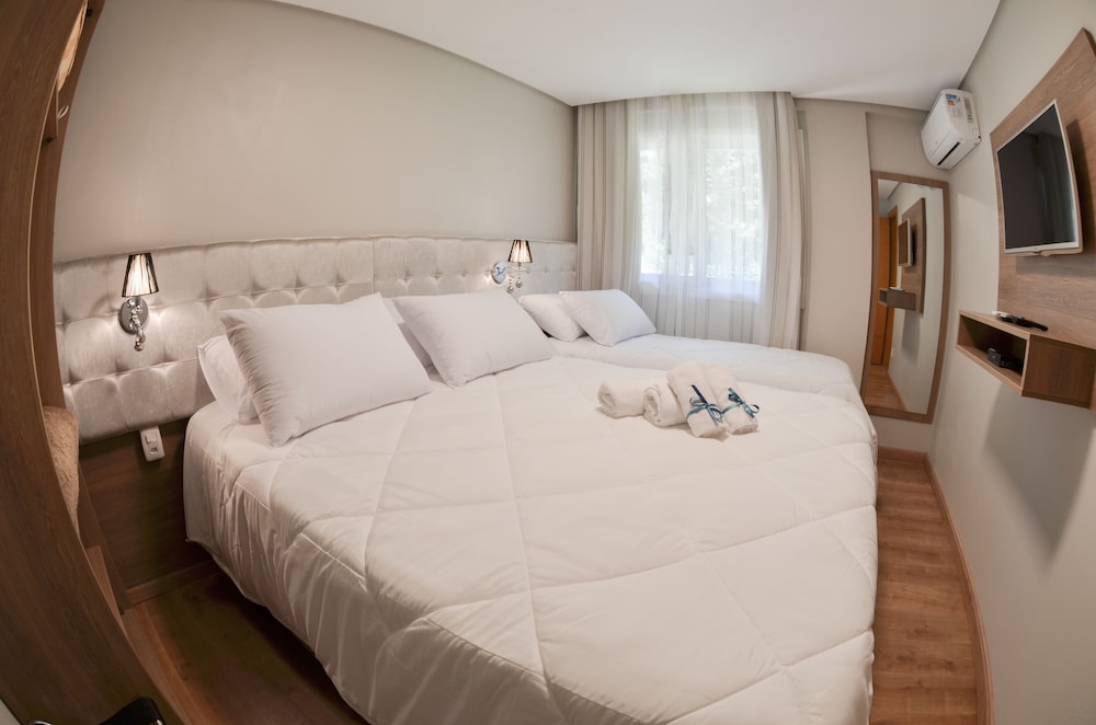 Viena Flats 7/55