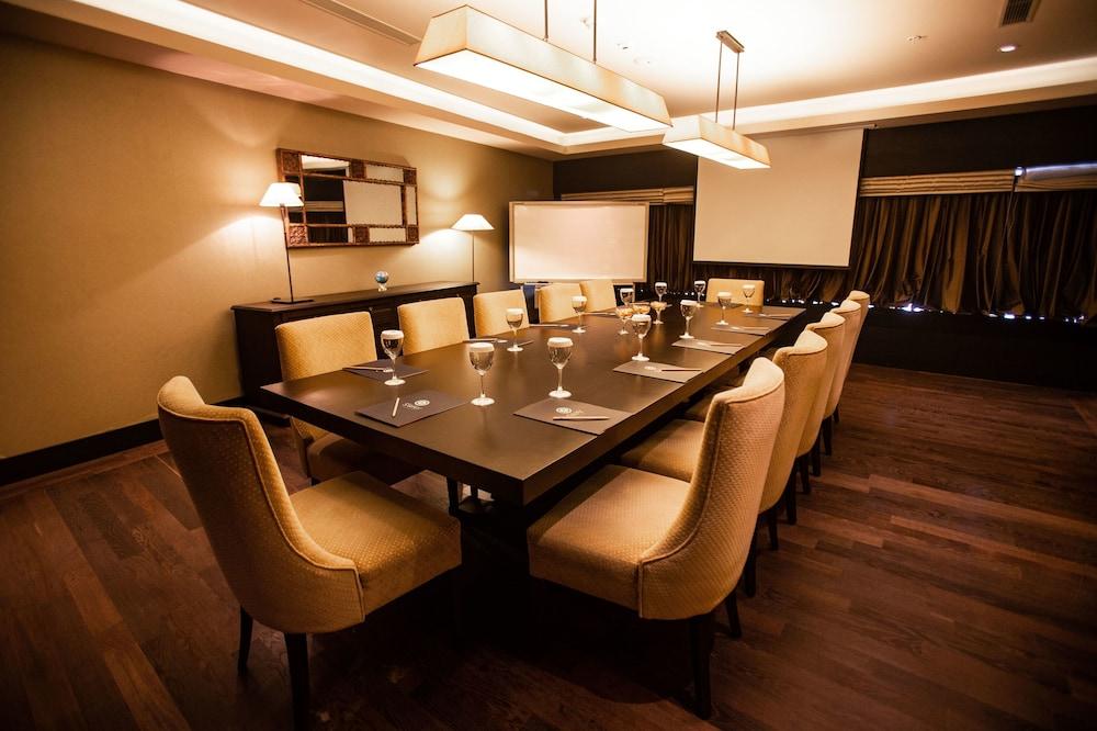 SWAY HOTELS 12/15