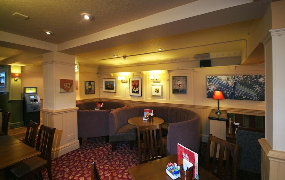 PREMIER INN LONDON GREENFORD 30/41