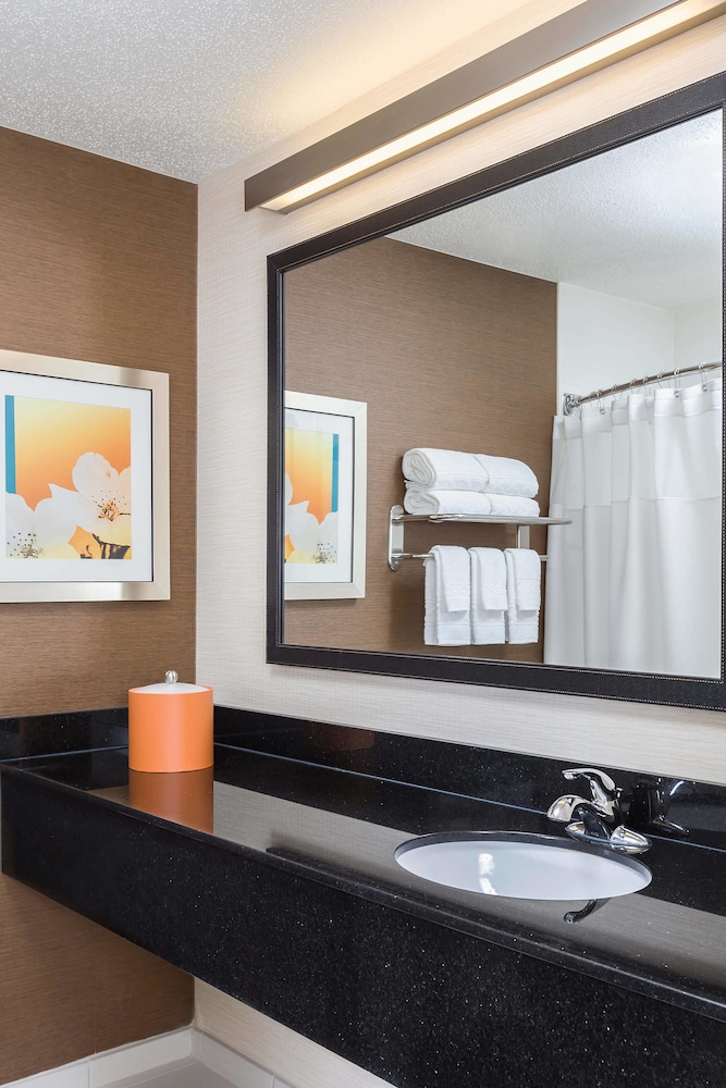 Fairfield Inn & Suites Findlay 4/29