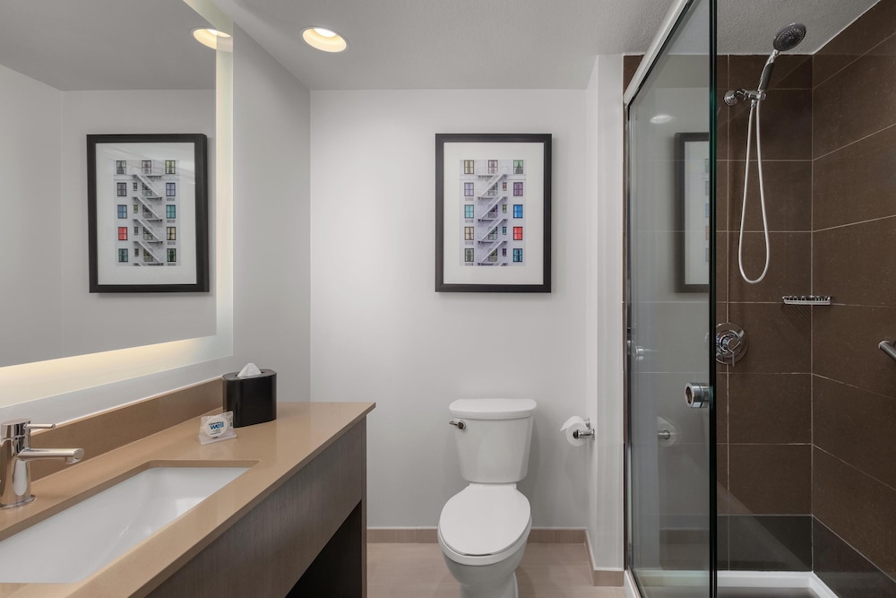 HYATT house Emeryville/San Francisco Bay Area 63/65