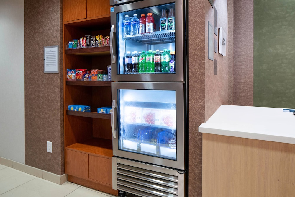 Fairfield Inn And Suites By Marriott Jefferson City 4/41