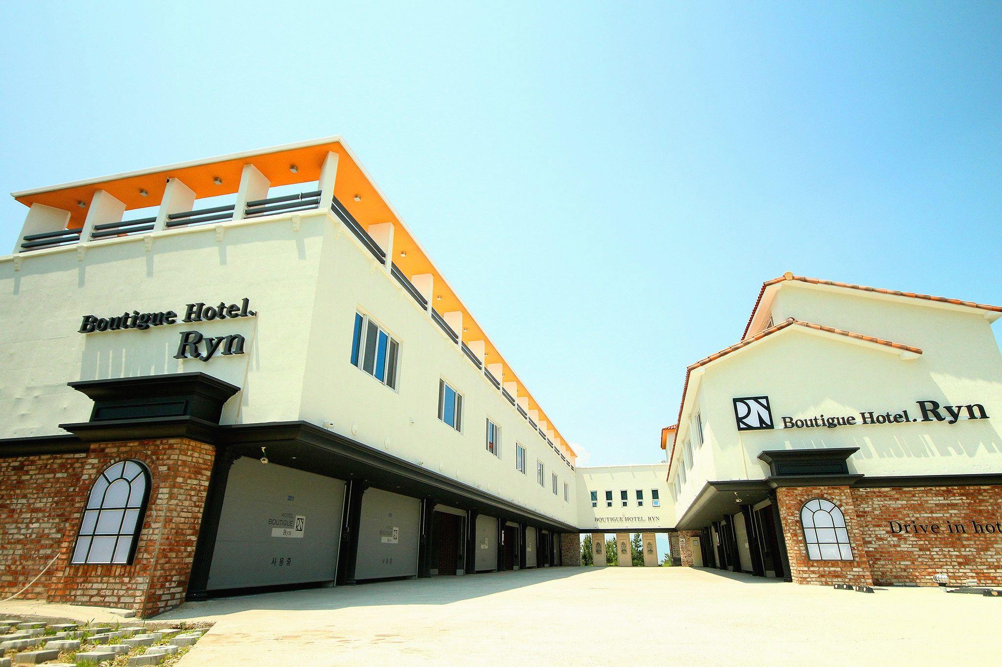Ryn Boutique Hotel 3/18