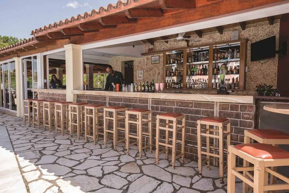 Eriva Hotel 19/37
