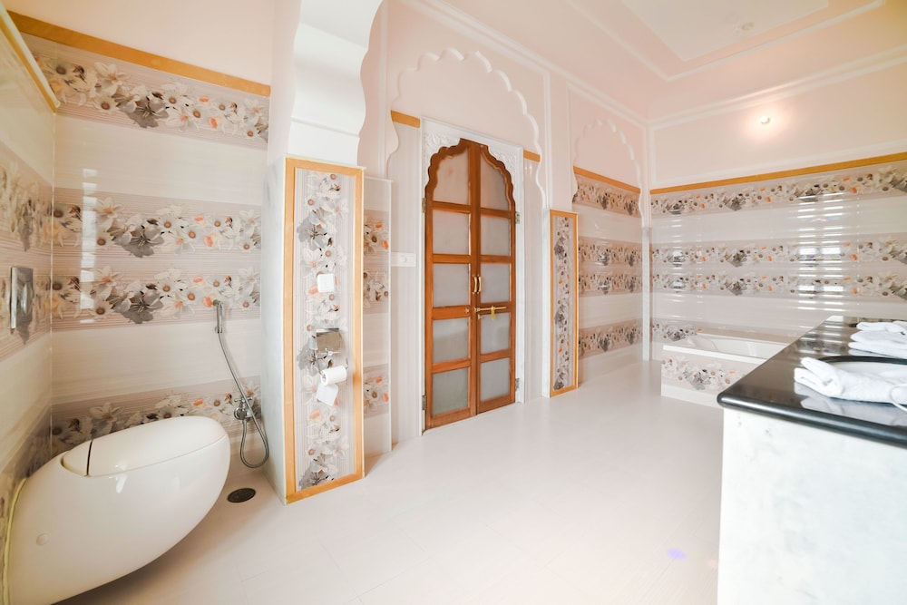 Hotel Saba Haveli 46/50