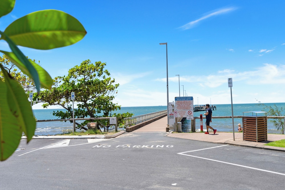 SANCTUARY PALM COVE 41/50
