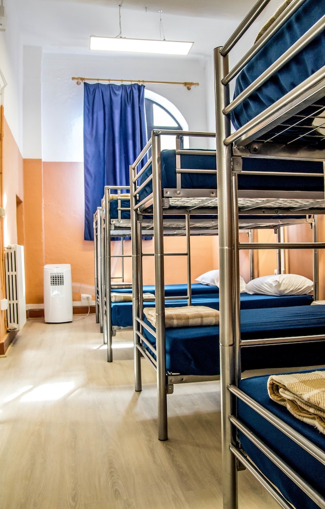 Hostel Santa Monaca 20/50