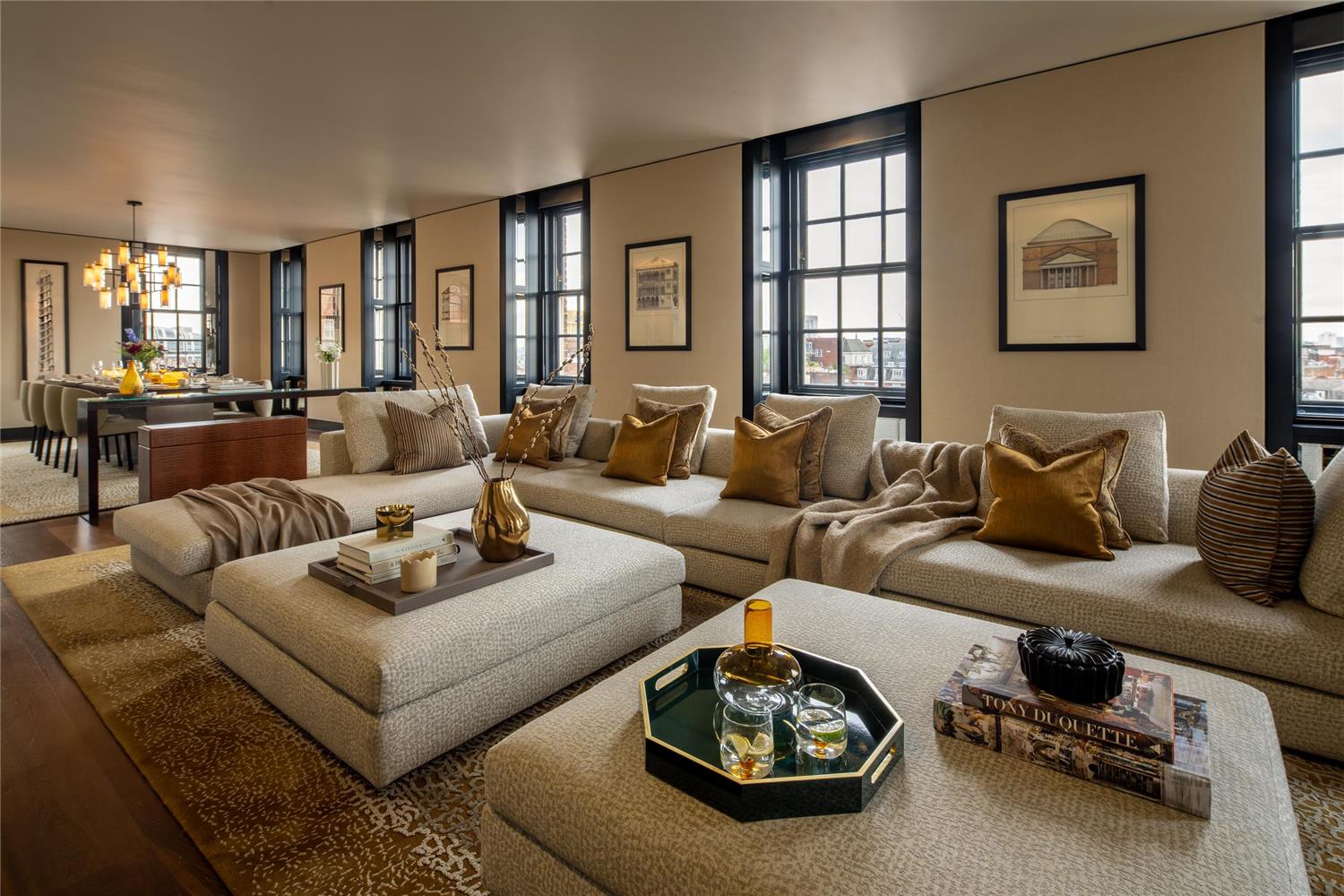 Grosvenor House Suites 14/41