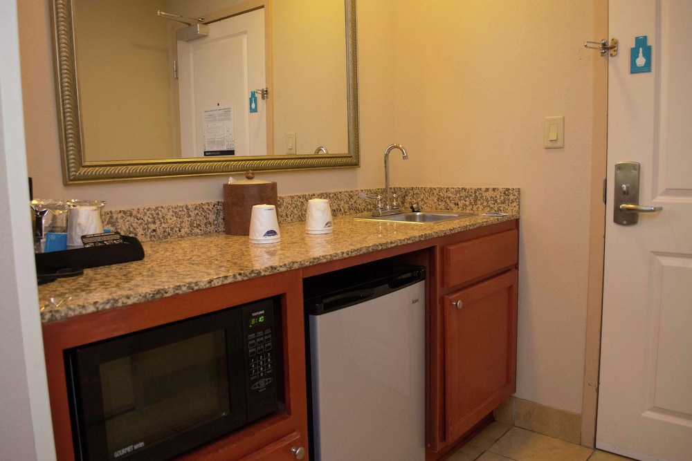 Hampton Inn Montgomery-South-Airport 40/53