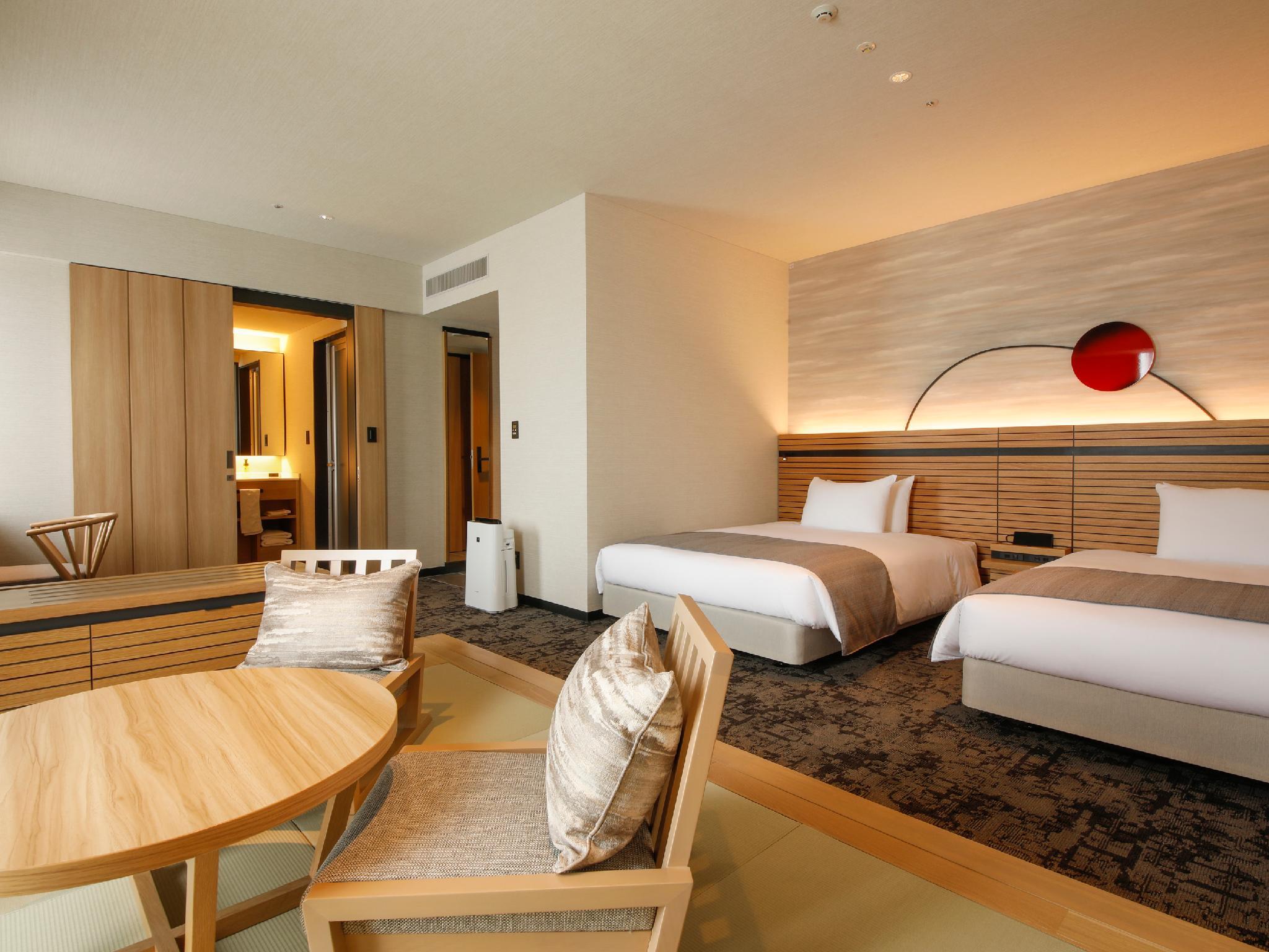 Semi Room, Premier, 2 Semi Double Beds, 2 Futon Beds