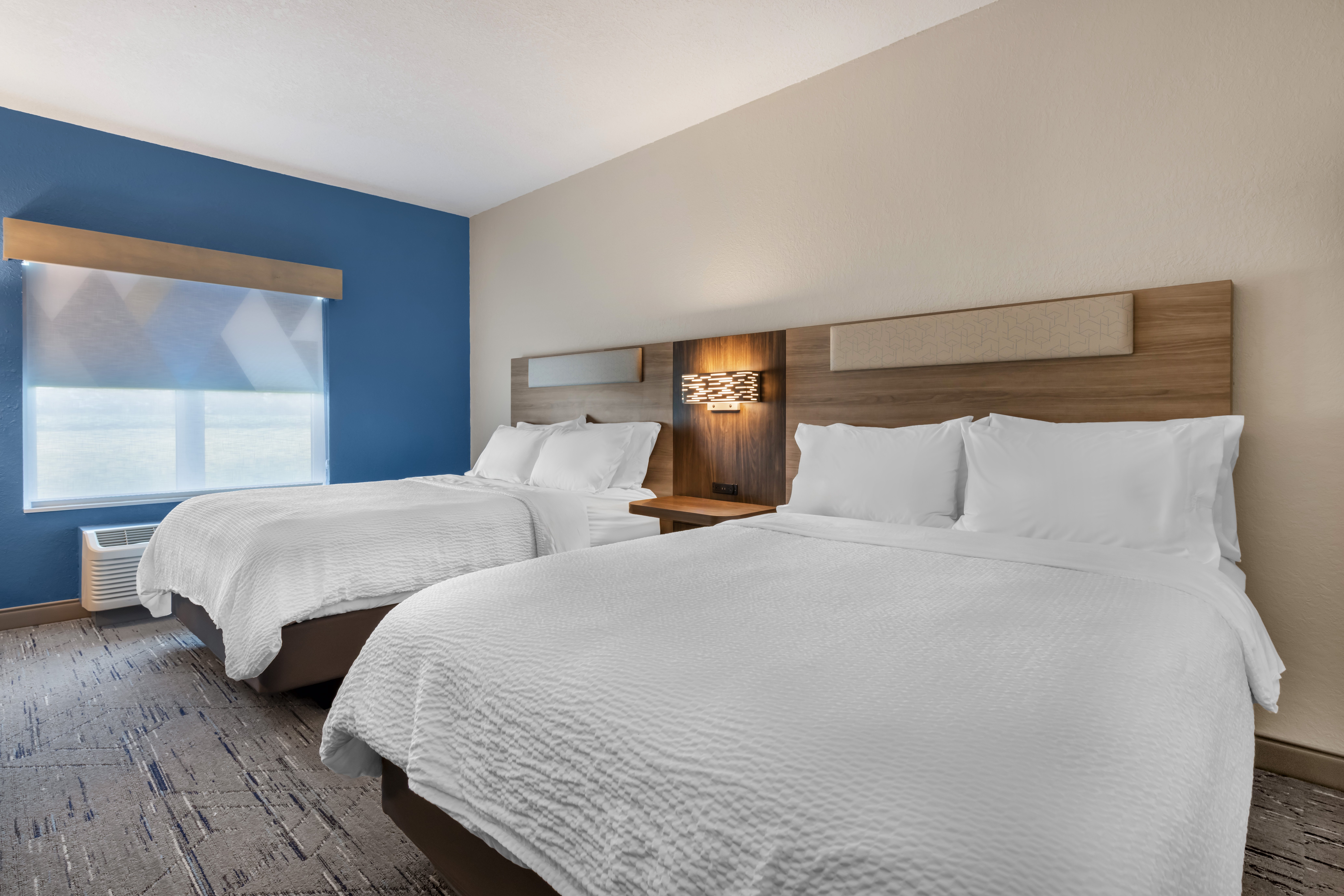 Holiday Inn Express Hotel & Suites Northwood 22/71
