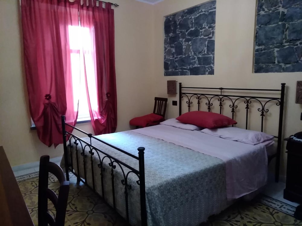 La Corte Di Lucina 9/50