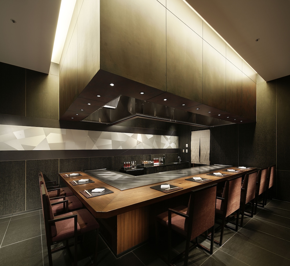 The Capitol Hotel Tokyu 64/74