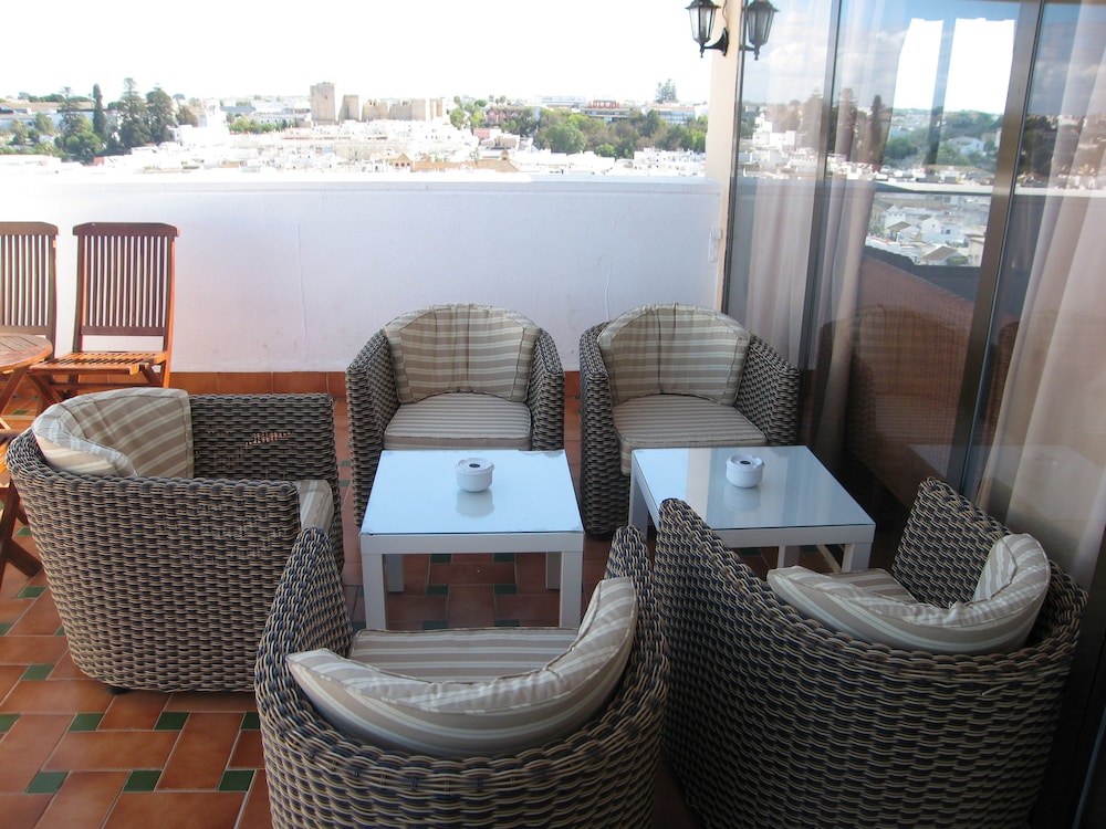 Hotel Guadalquivir 22/33