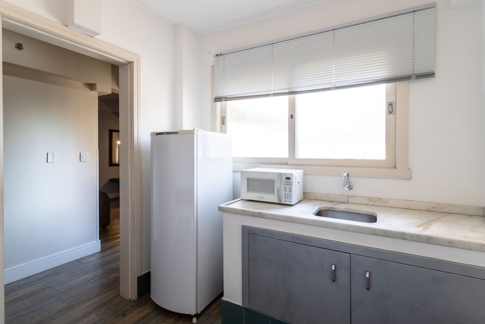 Eko Residence Hotel 69/69
